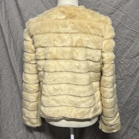 Cache Cache Long Sleeve Faux Fur Coat Jacket Tan Cream Womens Size M - Picture 3 of 8